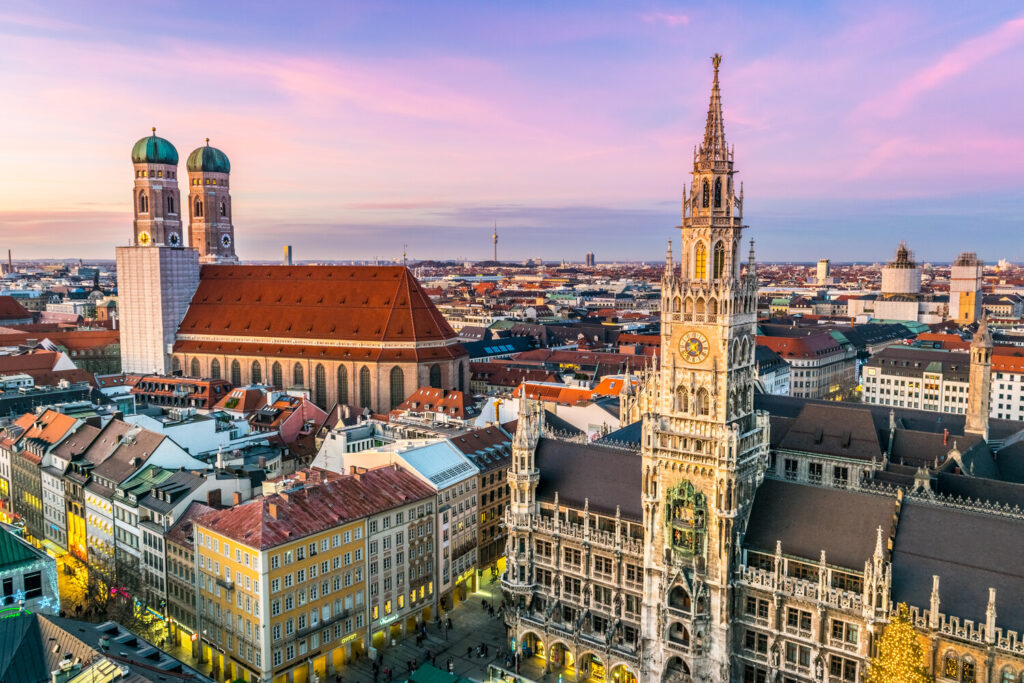 Locating Digital Nomad Lodgings and Local Housing