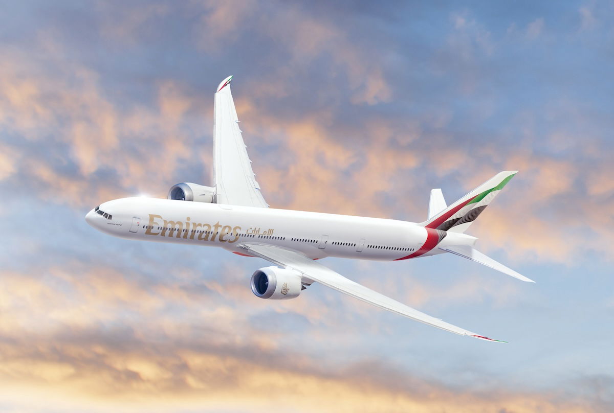 Emirates Unveils Boeing 777X Business Class Suites with Doors and Inflight Lounge