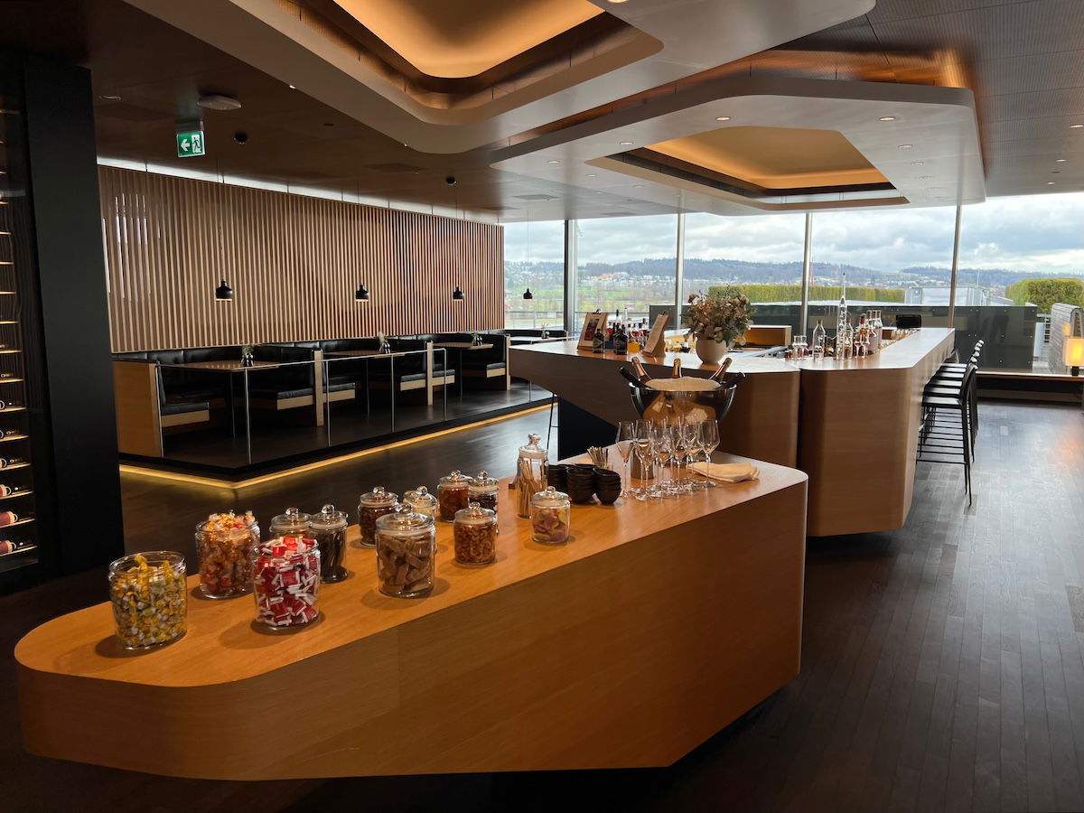 Redeeming Miles for SWISS First Class: Opportunities and Difficulties