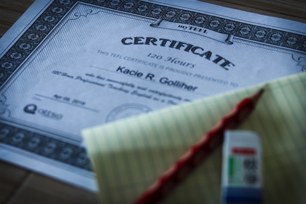 Premier Online TEFL Programs for Educating in English and Exploring Worldwide